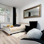 Apartamento Black Lion Kingdom